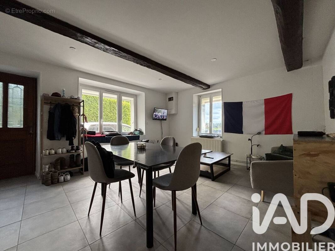 Photo 1 - Appartement à VRIGNE-AUX-BOIS
