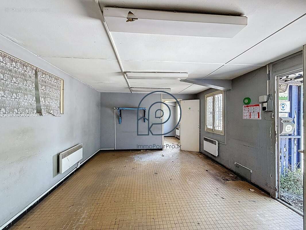 Commerce 378 m² à Dunkerque  - photo 8