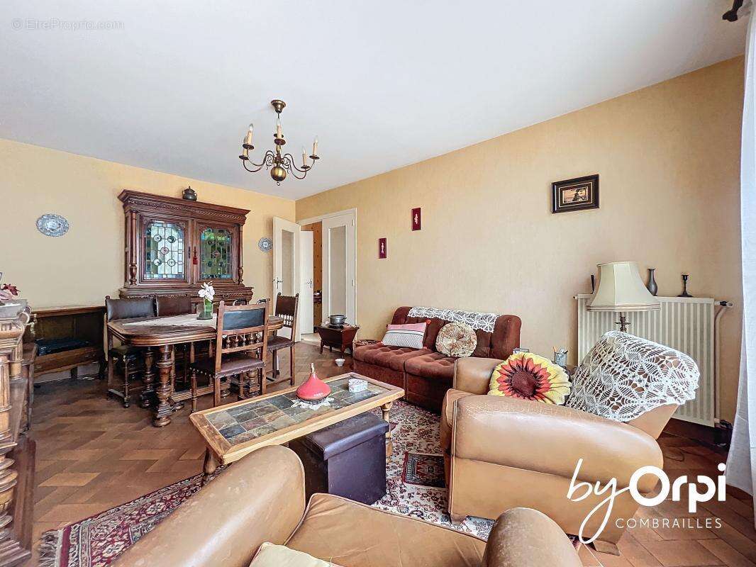 Maison à SAINT-ELOY-LES-MINES