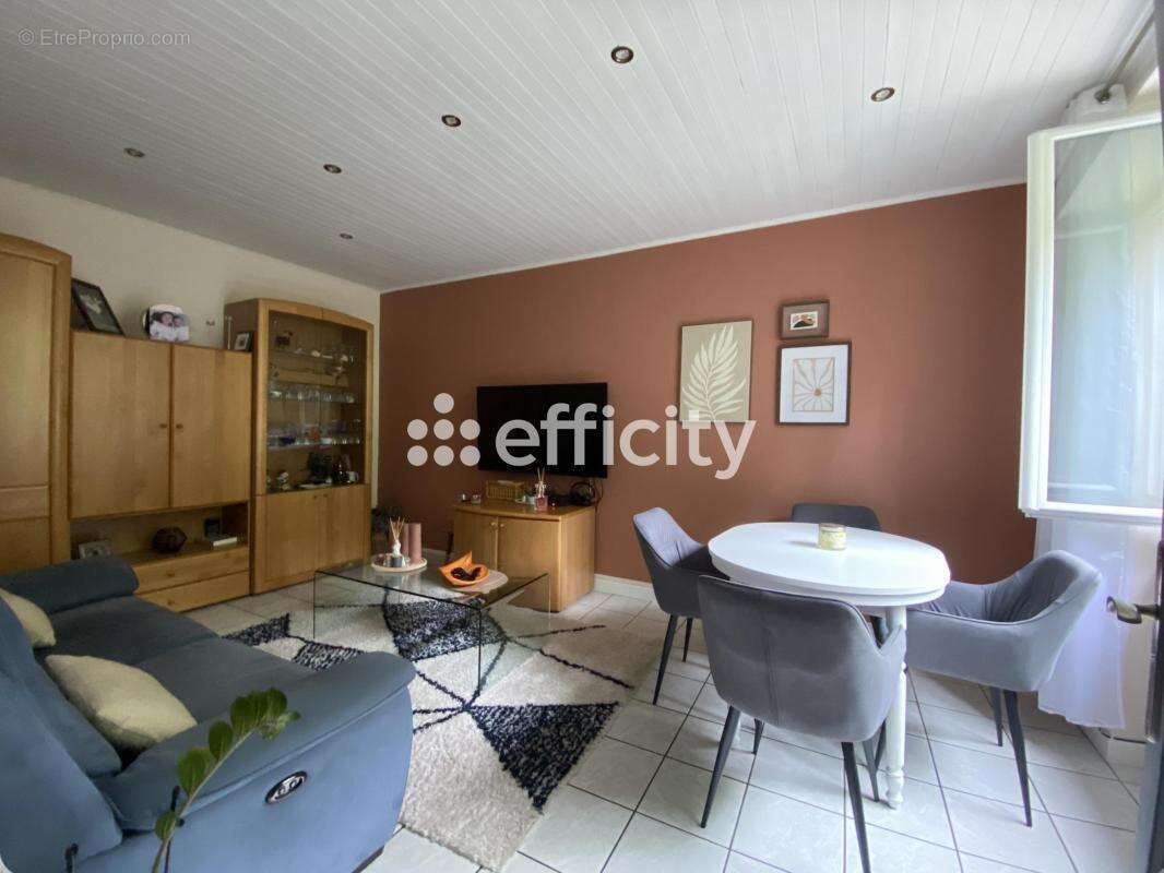 Maison 121 m² à Saint-Etienne  - photo 3