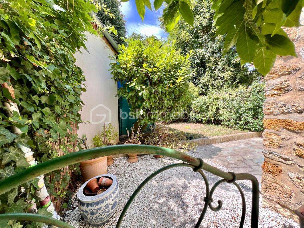 Maison de 70 m2 avec jardin - VAUCRESSON - photo 13