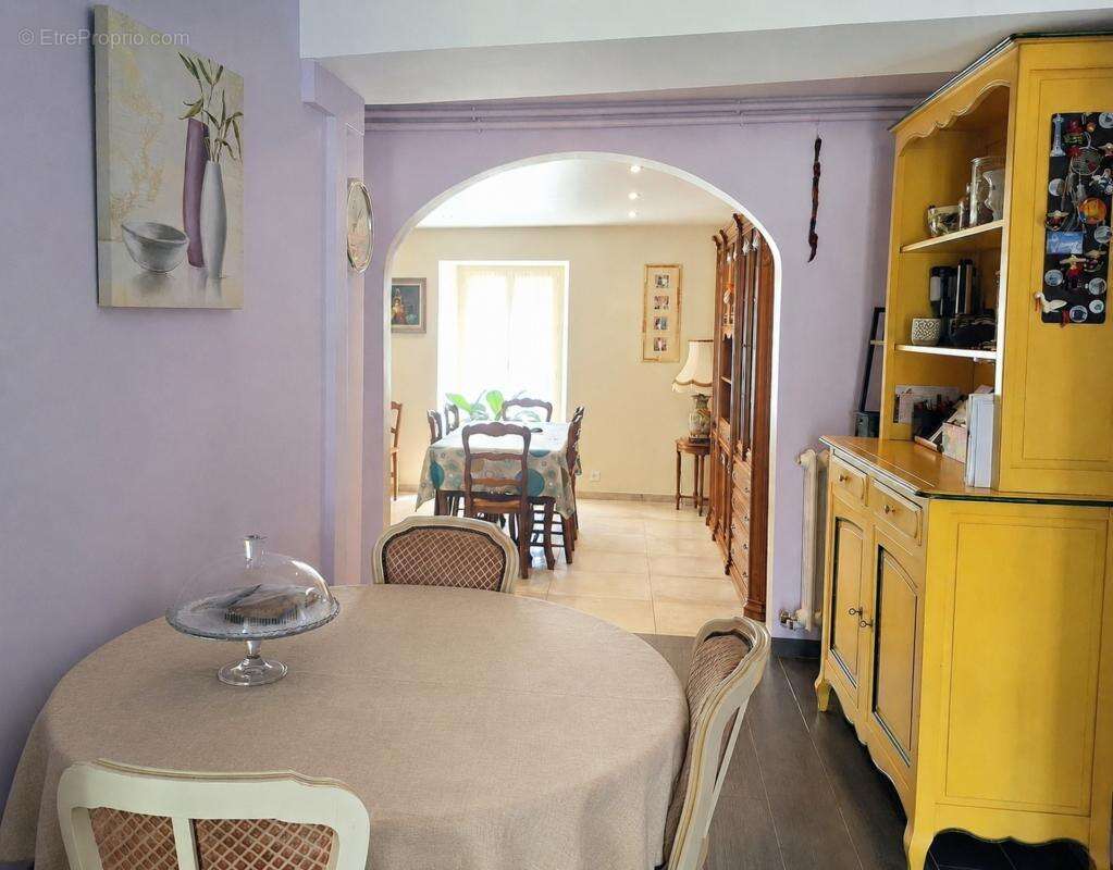 Propriété de caractère - 186m² - 4 chambres - 10' de Mayenne - photo 8