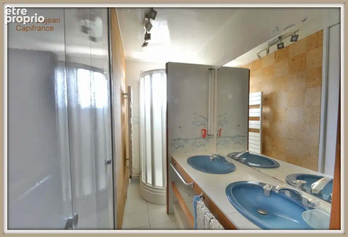 Agen centre-ville – maison 220 m² – 4 chambres – jardin – double garage - photo 17