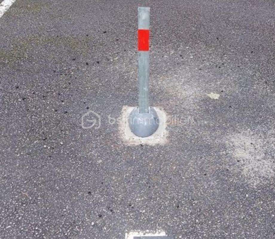 Parking à BRECH