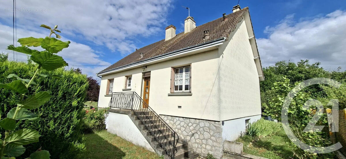 Maison à BONNEVAL
