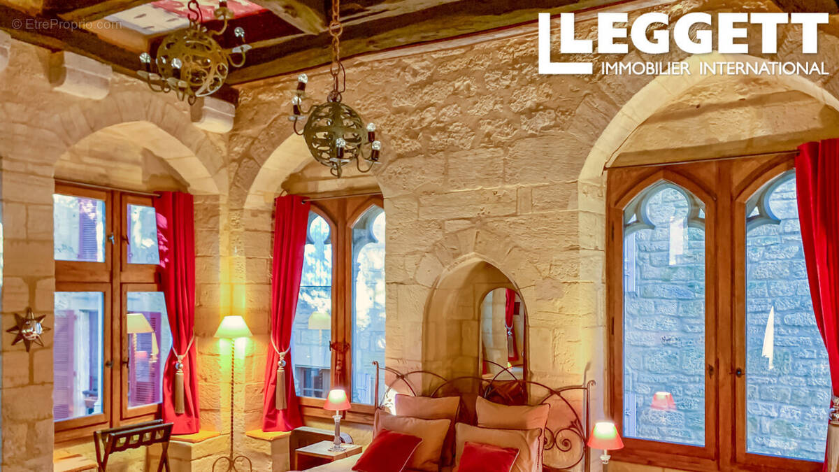 Maison à SARLAT-LA-CANEDA