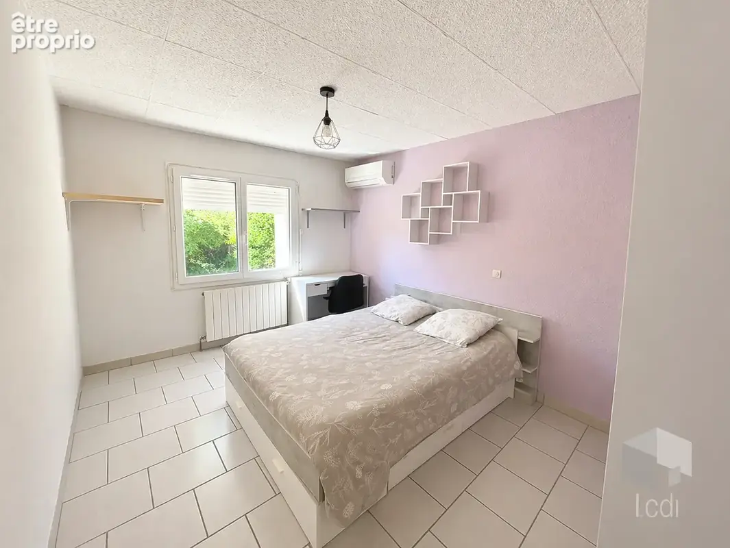 LE TEIL, maison de 160 m2 avec piscine - photo 9