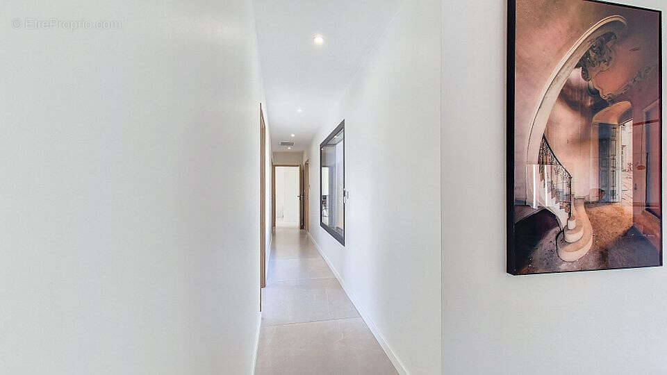 Villa contemporaine de standing   190 m2   hauteurs de nîmes   terrain 3 035 m2   piscine   calme abso - photo 19