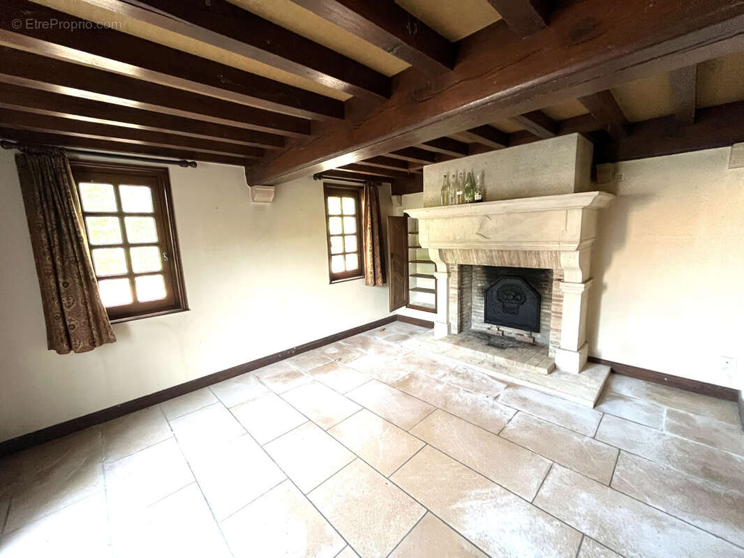 Cuisery :Grande villa avec piscine - photo 16