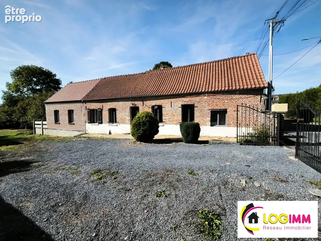 Maison 5 pièces 121 m² à vendre à Salesches (59218) - photo 1