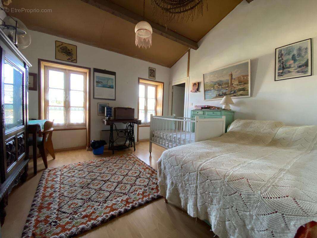 Maison à LES MATHES