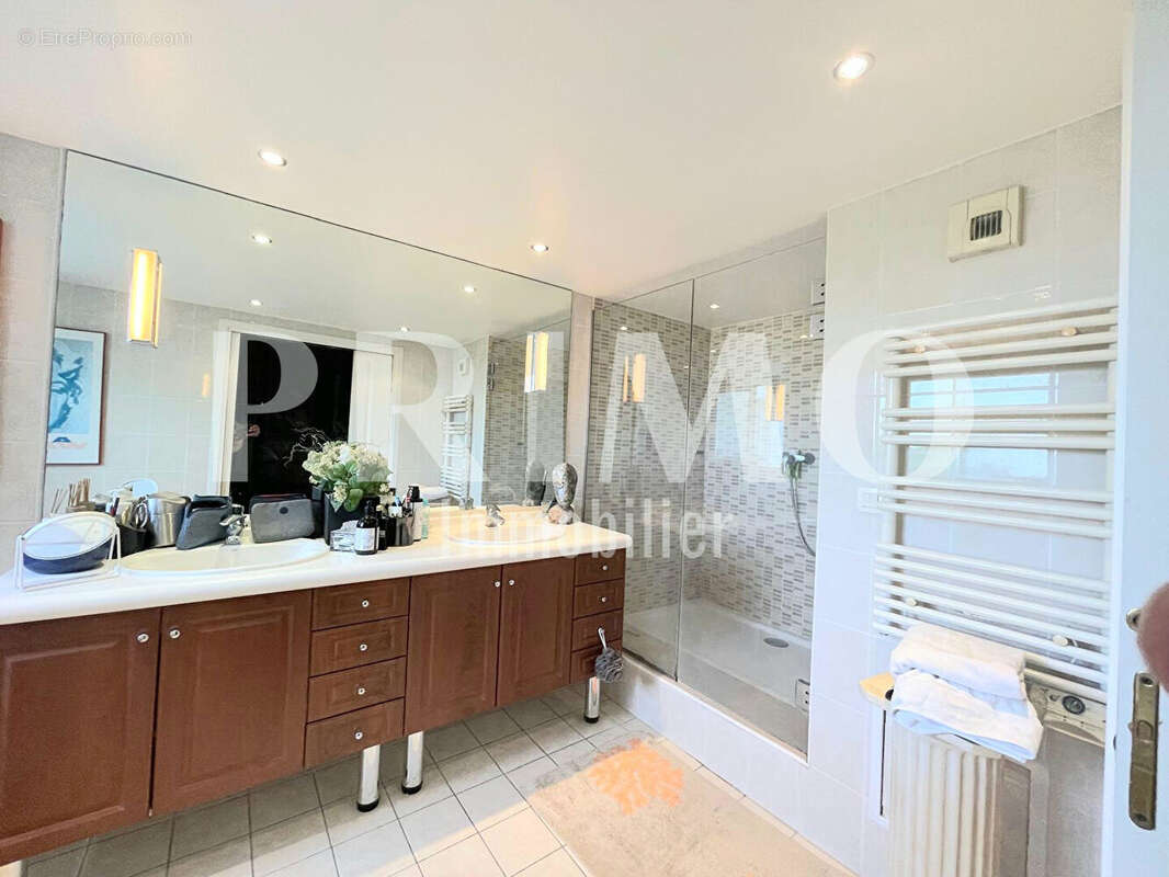 Appartement à CHATENAY-MALABRY