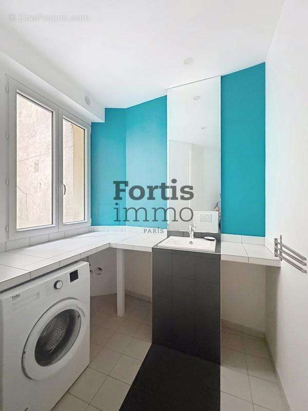 Appartement à PARIS-4E