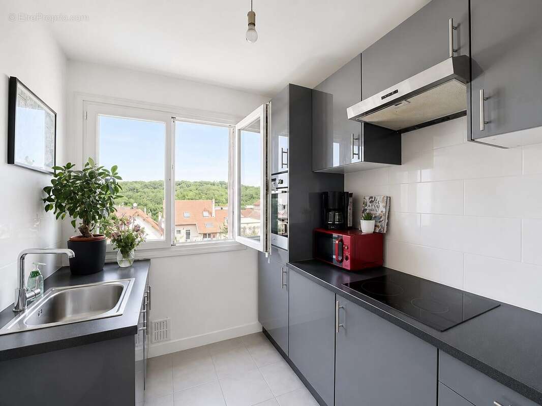 Appartement à MAISONS-ALFORT