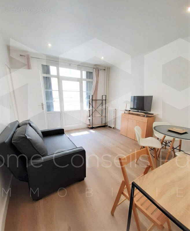 Appartement à MONTROUGE