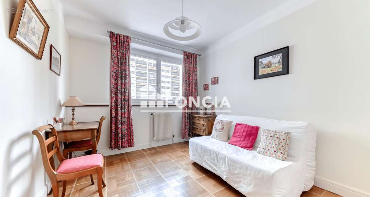 Appartement à LYON-6E