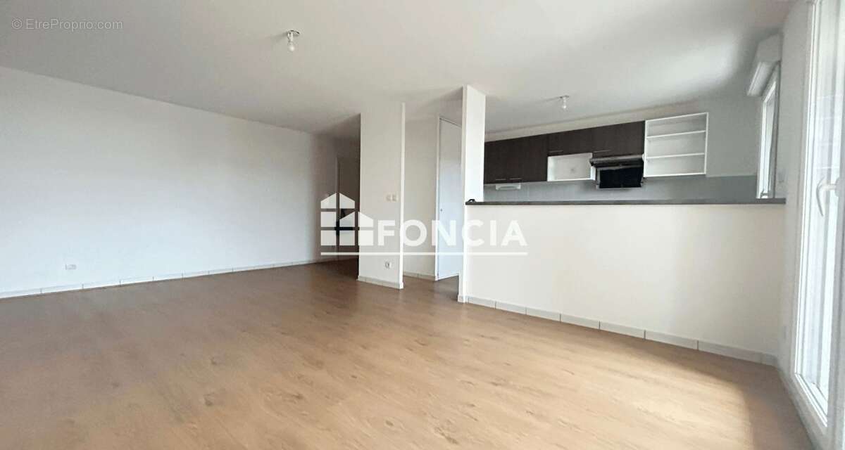 Appartement à AUZEVILLE-TOLOSANE