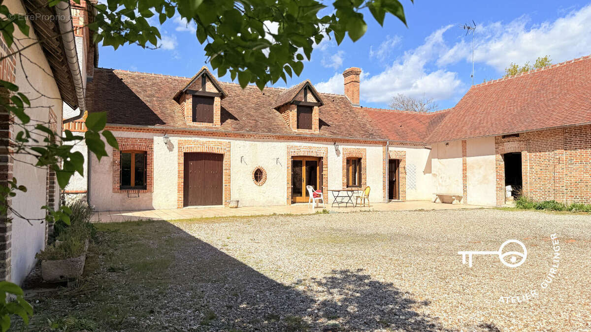 Maison à MONTRIEUX-EN-SOLOGNE