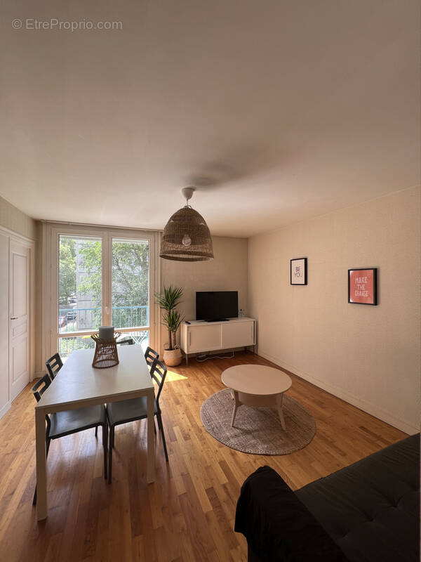 Achat -Vente Appartement T4 Rennes - photo 2