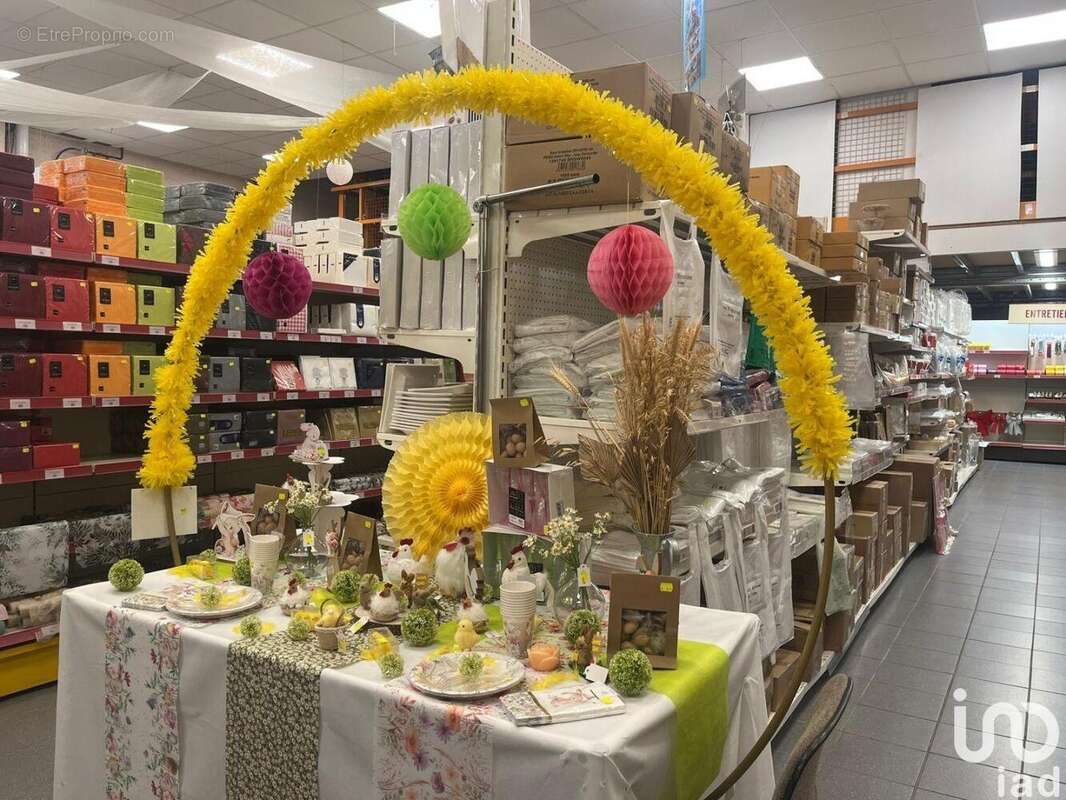 Photo 3 - Commerce à DAX