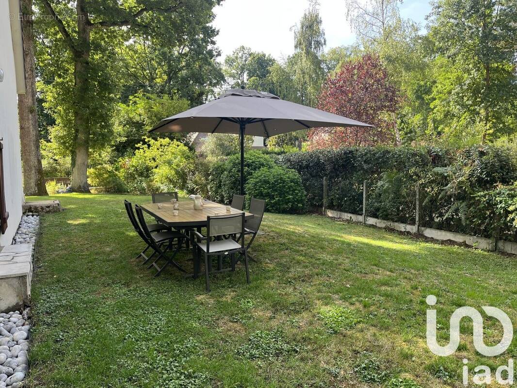 Photo 1 - Maison à VILLEBON-SUR-YVETTE