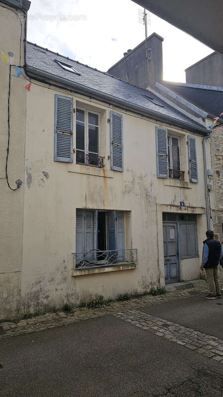 Maison à CAMARET-SUR-MER