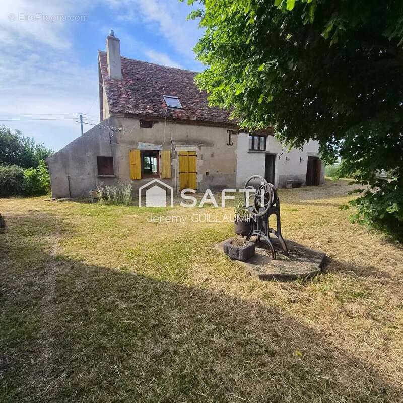 Photo 1 - Maison à BAYET
