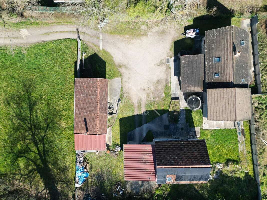 Maison à COSNE-D'ALLIER
