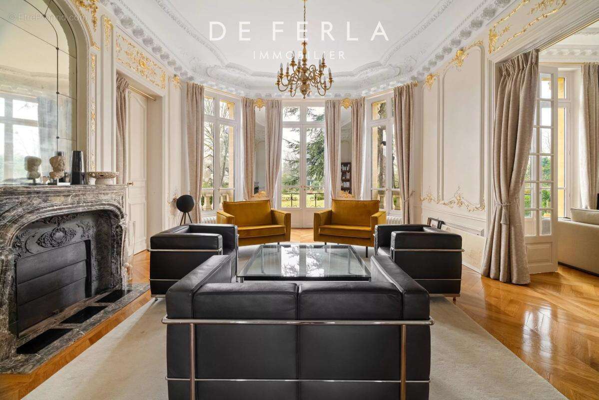 Maison à LE VESINET