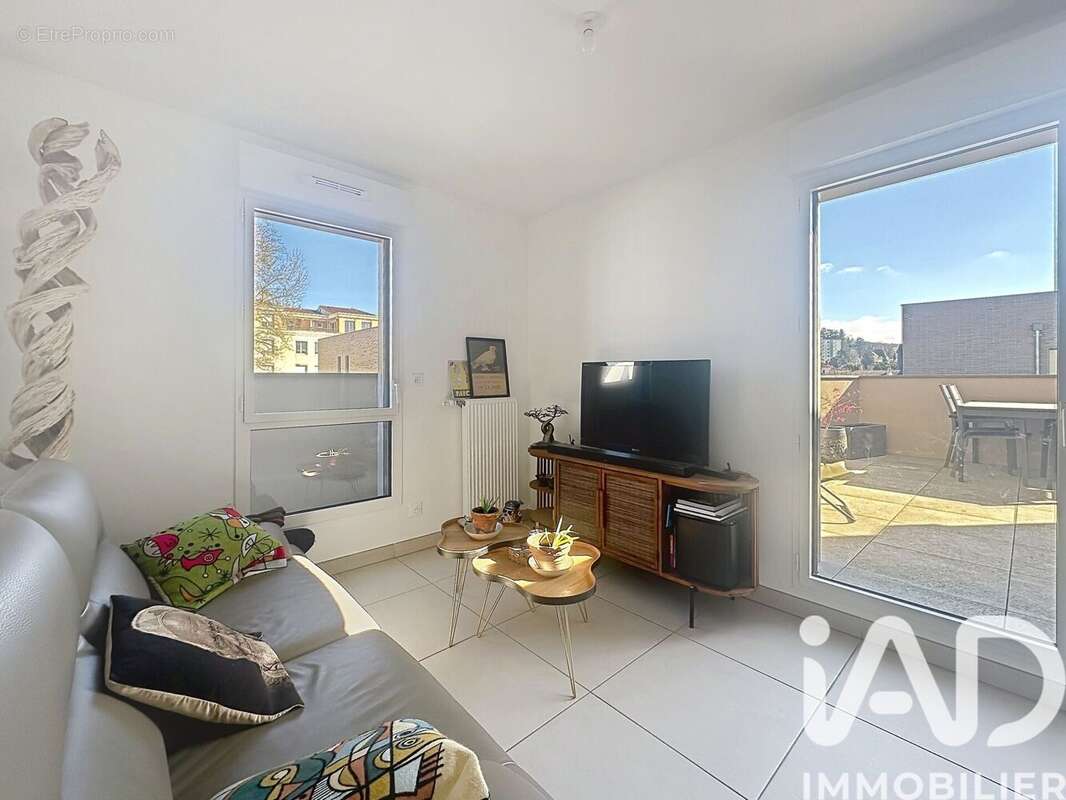 Photo 3 - Appartement à FONTAINES-SUR-SAONE