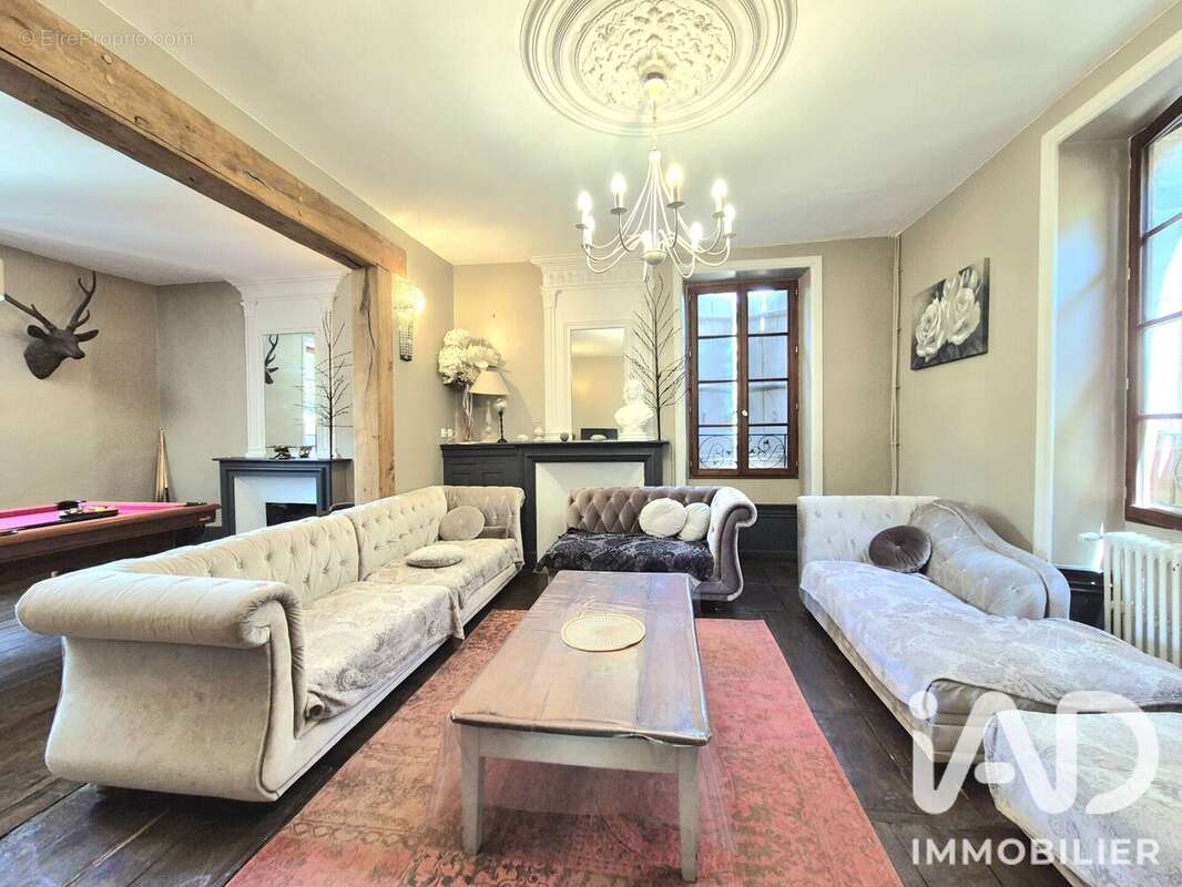 Maison 300 m² à Vayrac  - photo 6