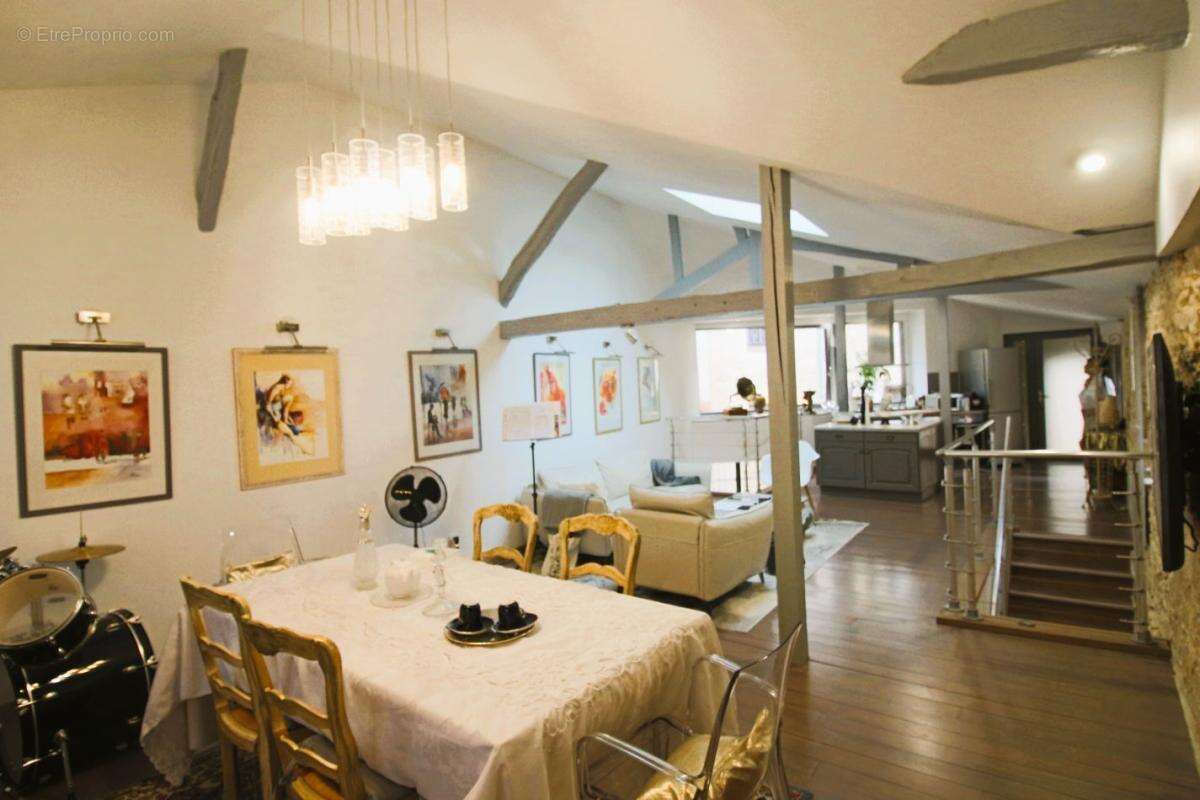 Maison 126 m² à Puy-L'eveque  - photo 3