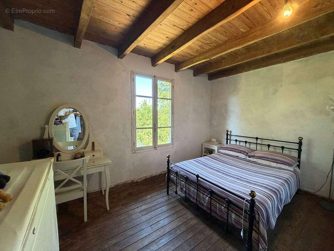 HAUTE VIENNE - Ancienne ferme avec 6 hectares de terrain - photo 5