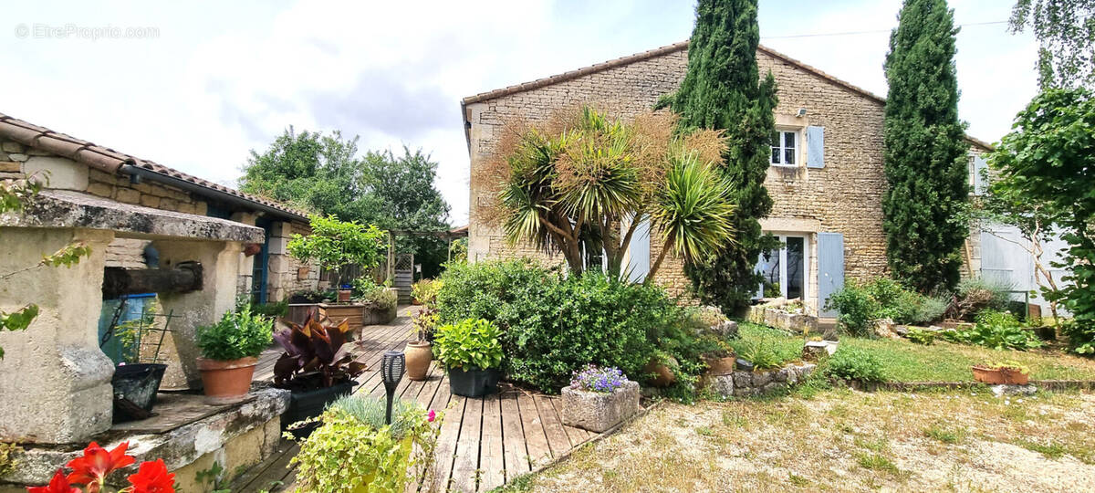 Maison à NIORT