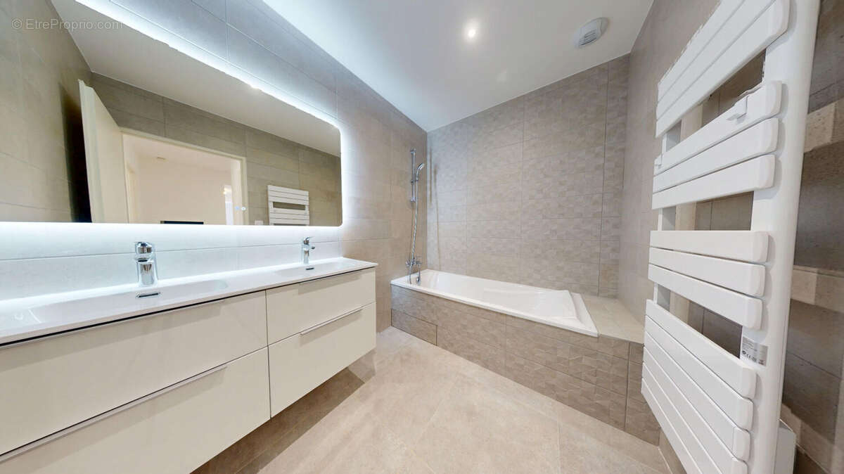 A vendre appartement t3 vienne sud avec terrasse / frais de notaire reduit - photo 2
