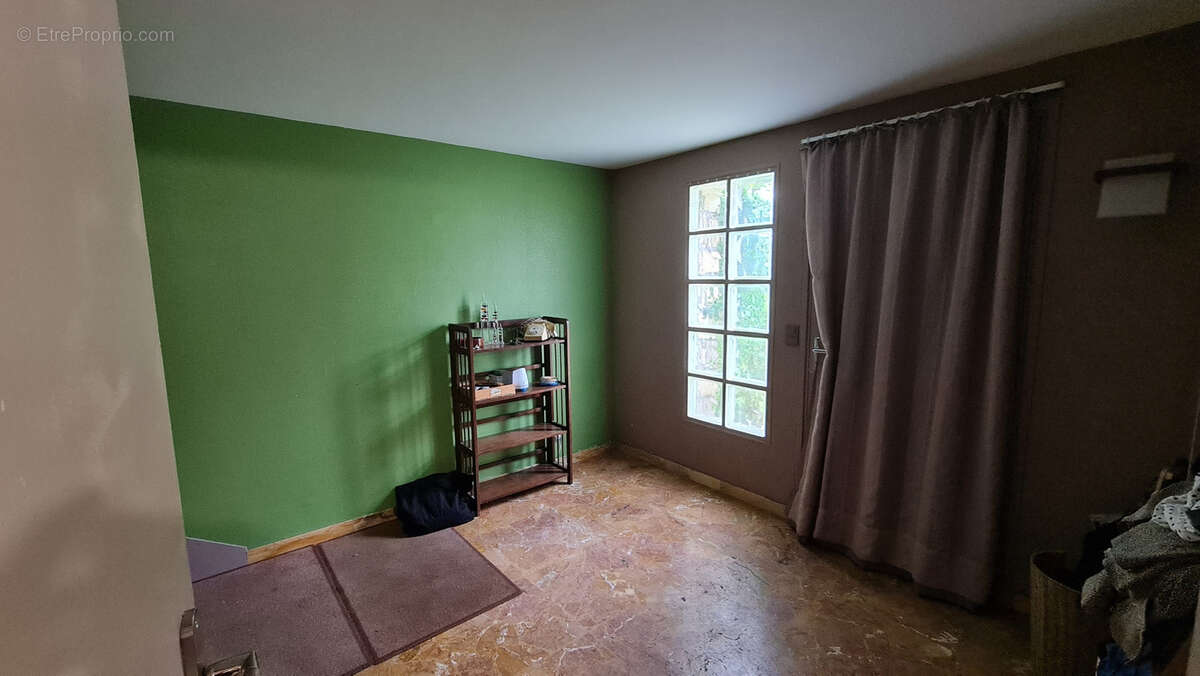 Maison à BURES-SUR-YVETTE