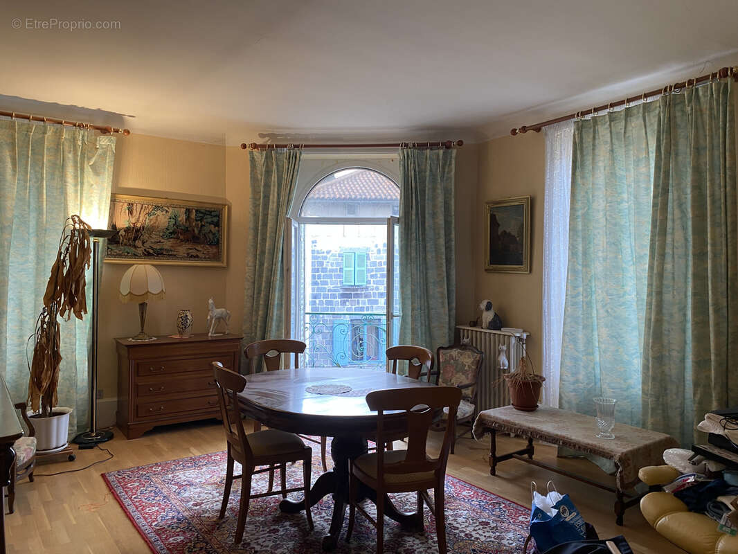 Appartement à AURILLAC