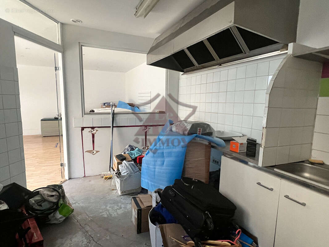 Commerce à SAINT-AMBROIX