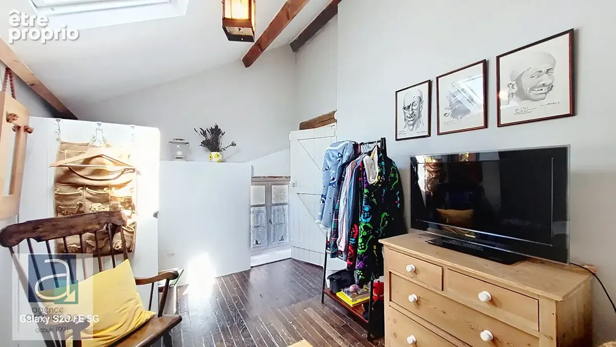 EXCLUSIVITÉ : YVIGNAC-LA-TOUR - Charmante maison en pierre de 4 chambres au coeur d'un village prisé et animé. - photo 17