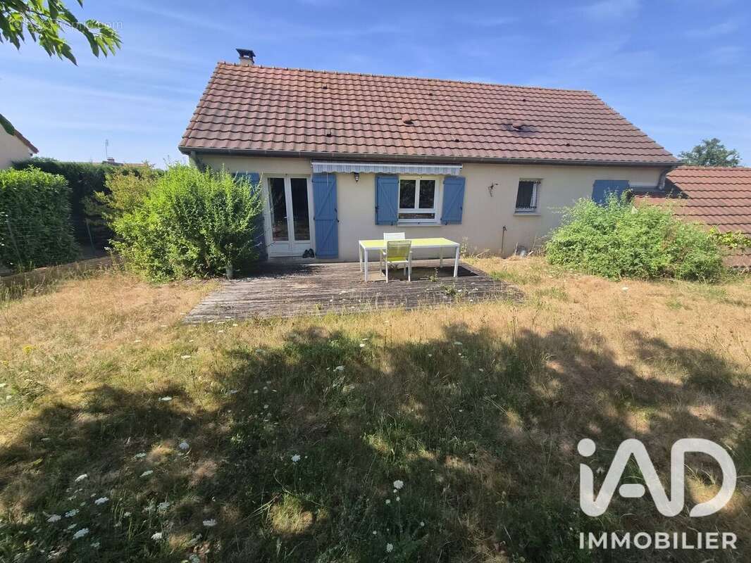 Maison 88 m² à Lusigny  - photo 2
