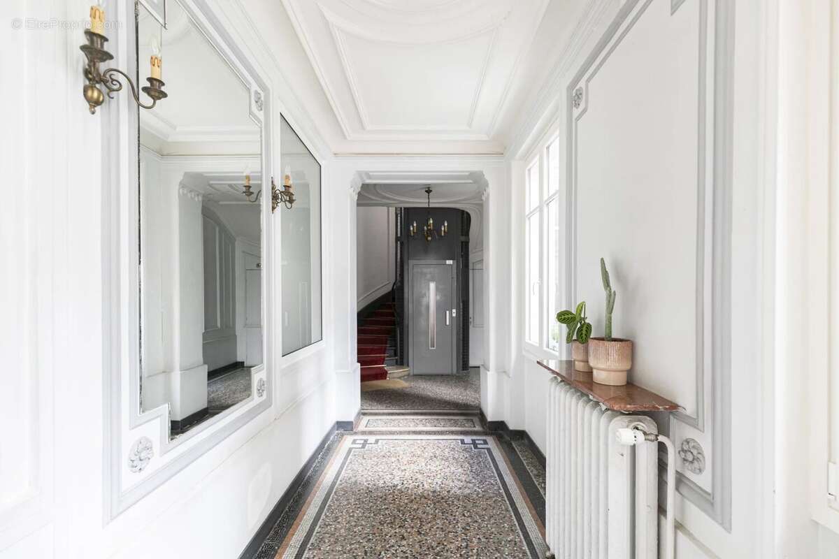 Appartement à PARIS-9E
