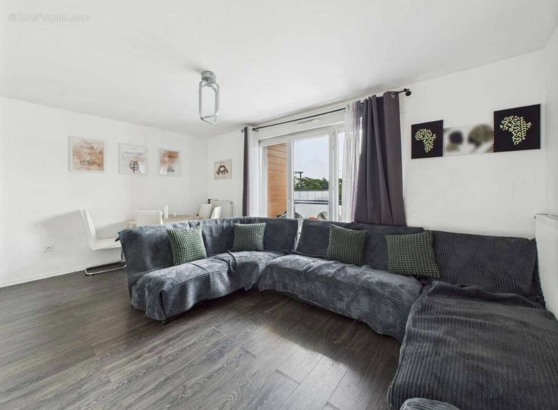 Appartement à EPINAY-SUR-SEINE