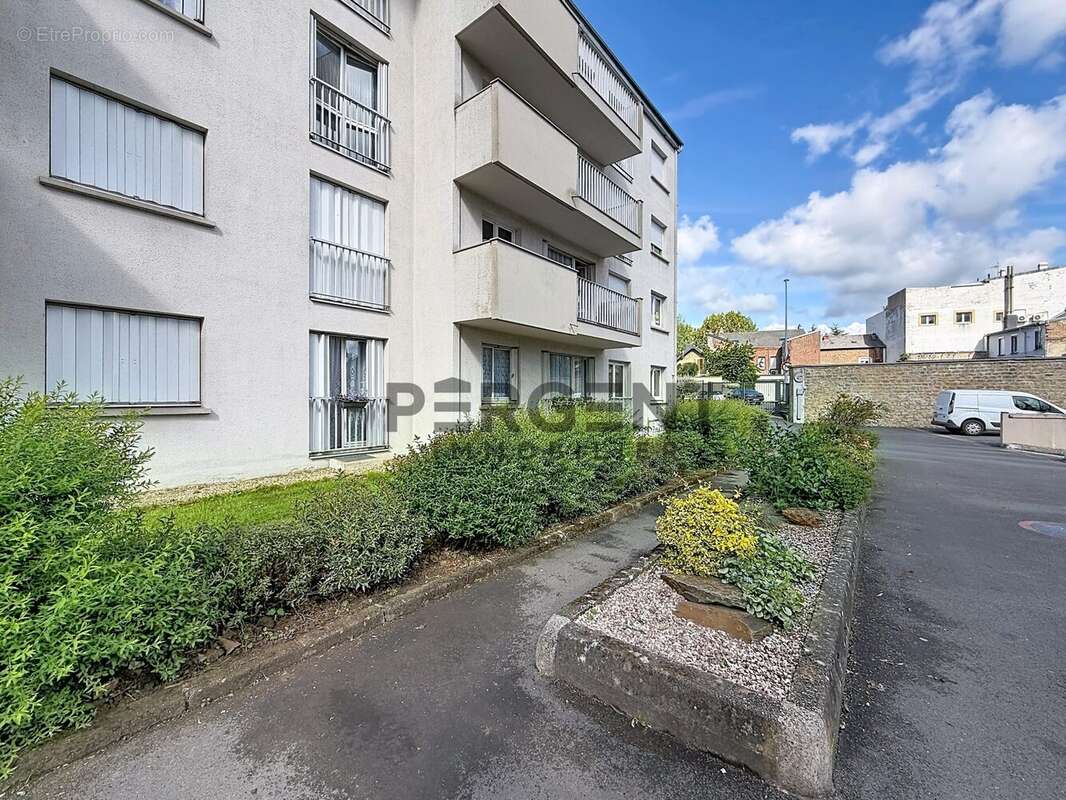 Appartement 19 m² à Charleville-Mezieres  - photo 7