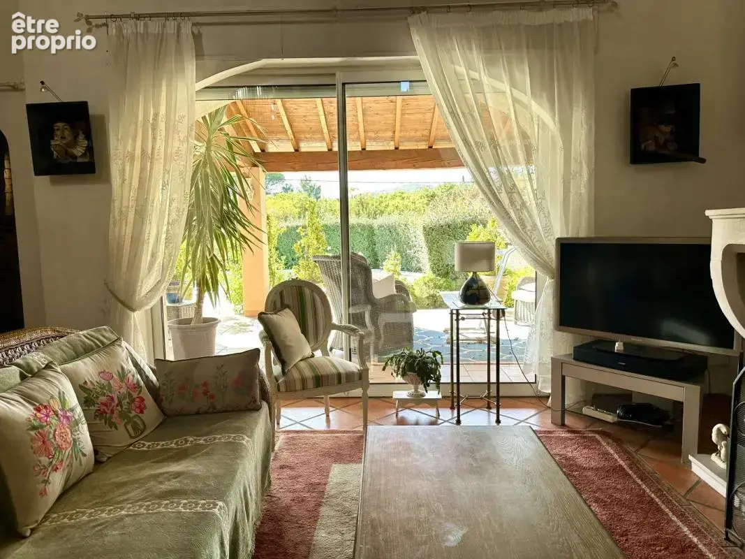 Maison 7 pièces 175 m² à vendre à Clermont-L'herault (34800) - photo 4