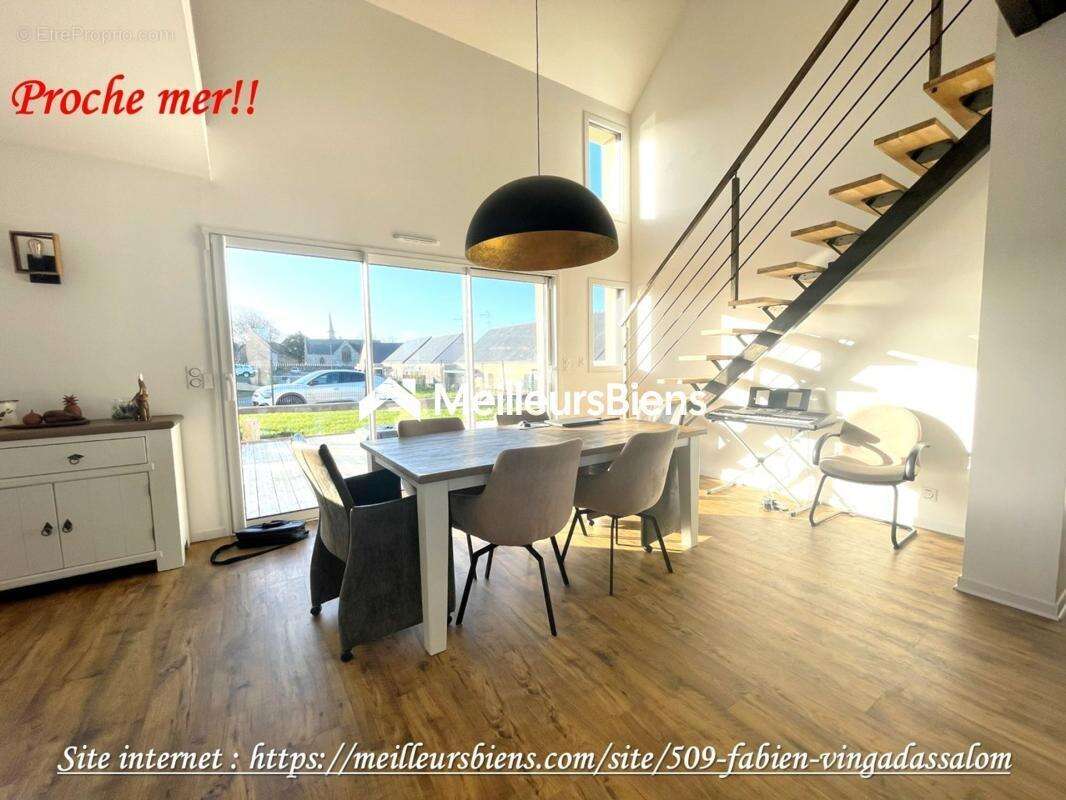 Maison à PLOUGRESCANT