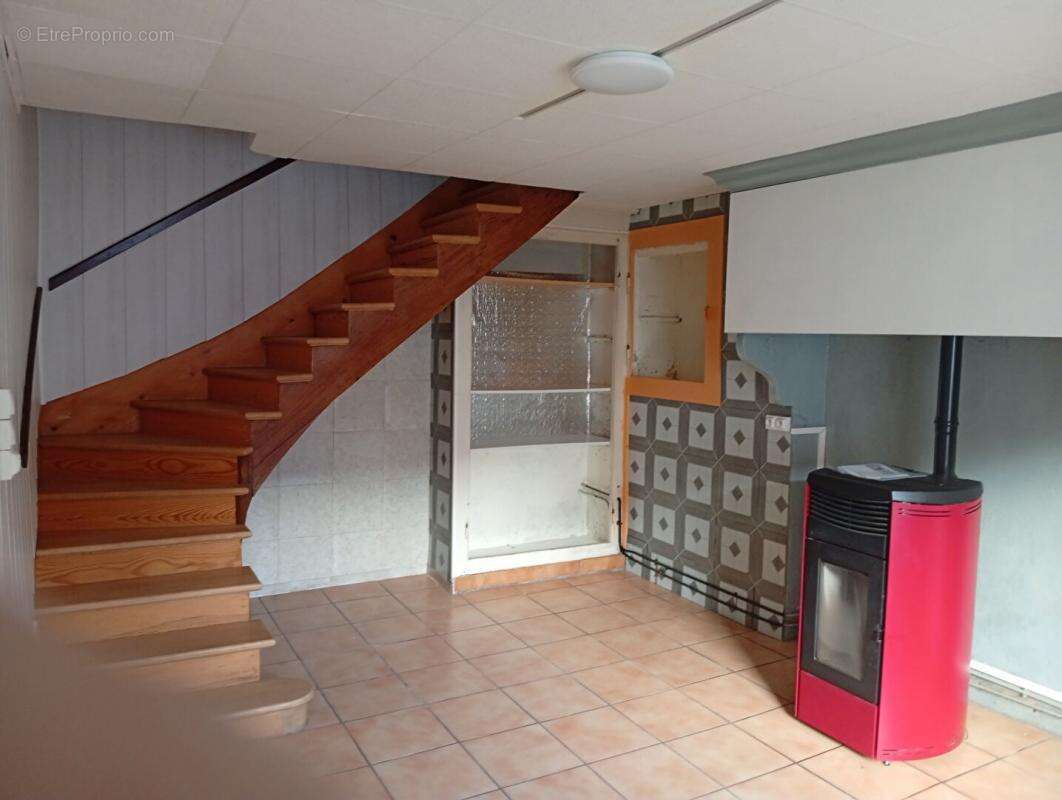 Maison à GRUEY-LES-SURANCE