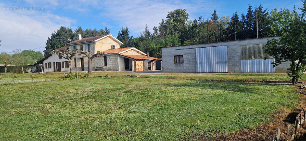 Maison à LAMARQUE