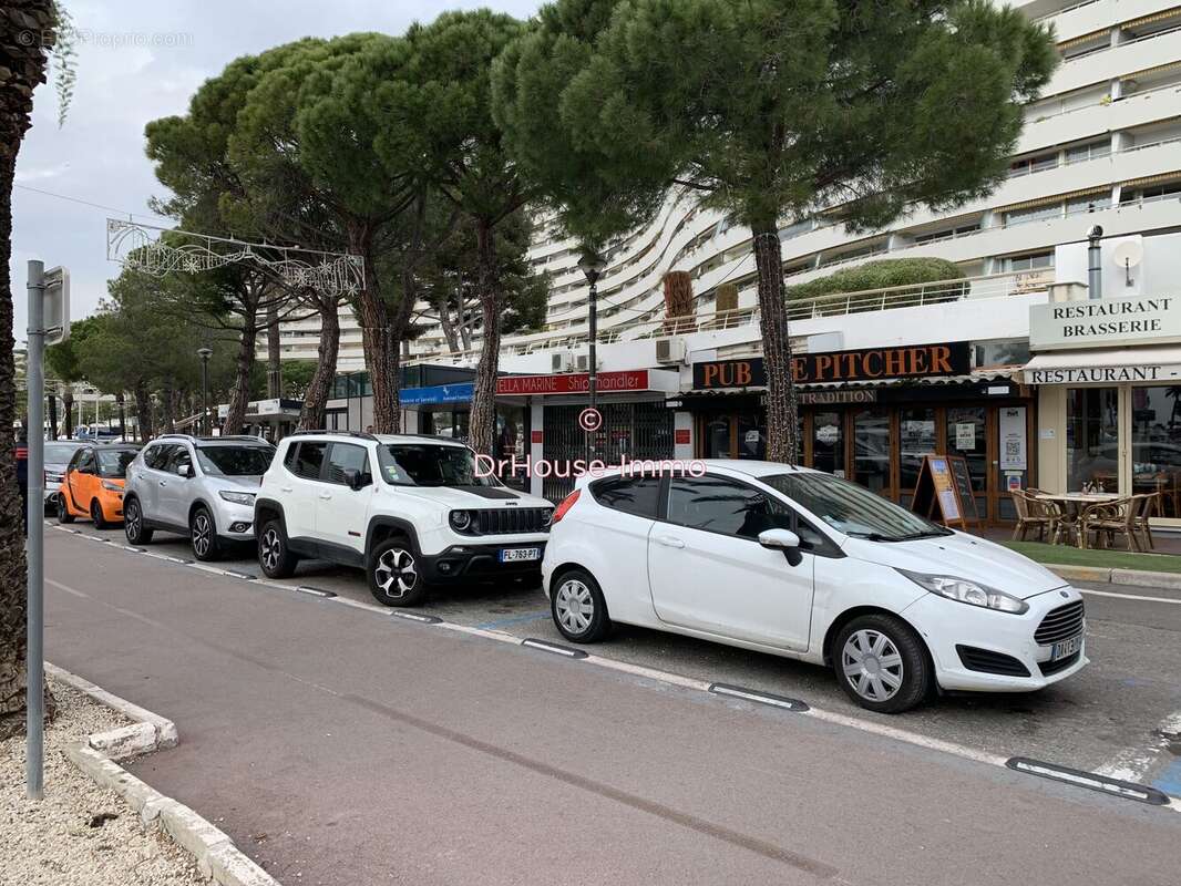 Commerce à VILLENEUVE-LOUBET
