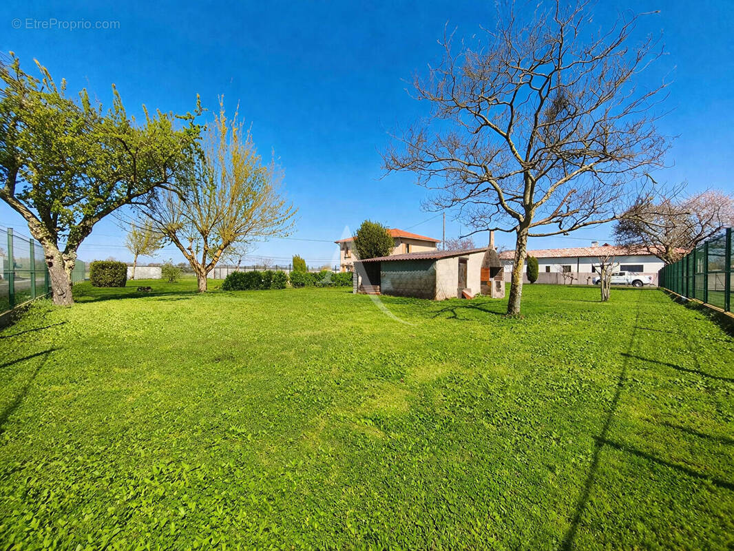 Terrain à PLAISANCE-DU-TOUCH