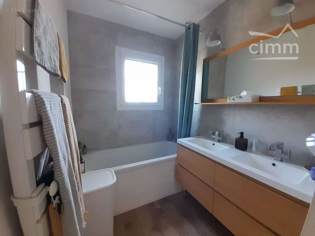 Maison à CHOUZY-SUR-CISSE